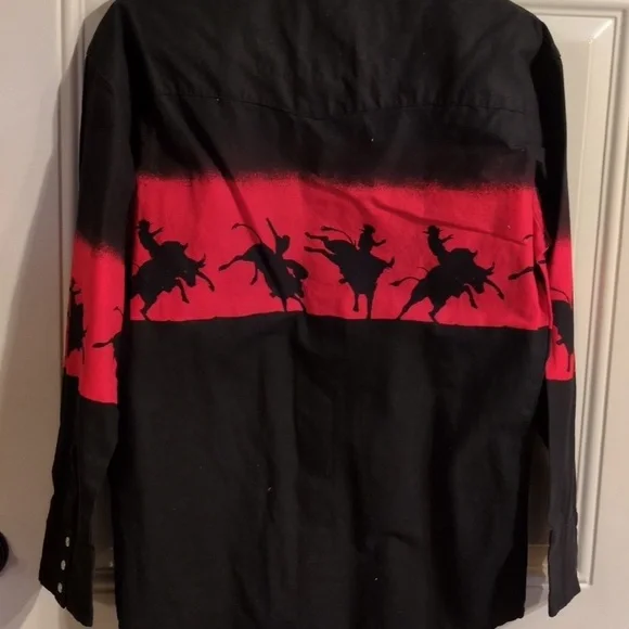 Rustler Shirt: White Pearl Snaps ( front & cuffs) Color Block - horse print - Picture 8 of 12